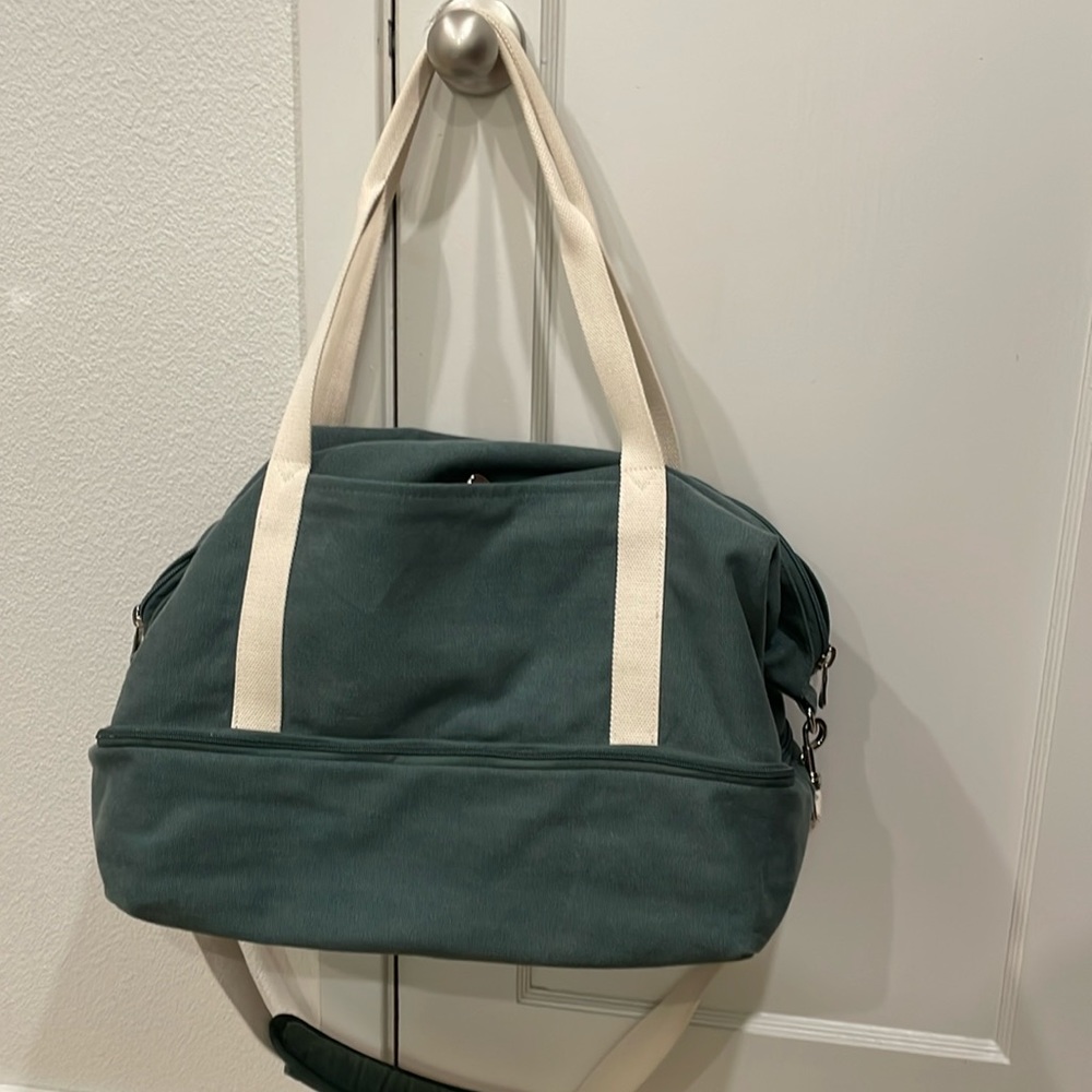 Lo & Sons Catalina Deluxe Tote Forest Green J196